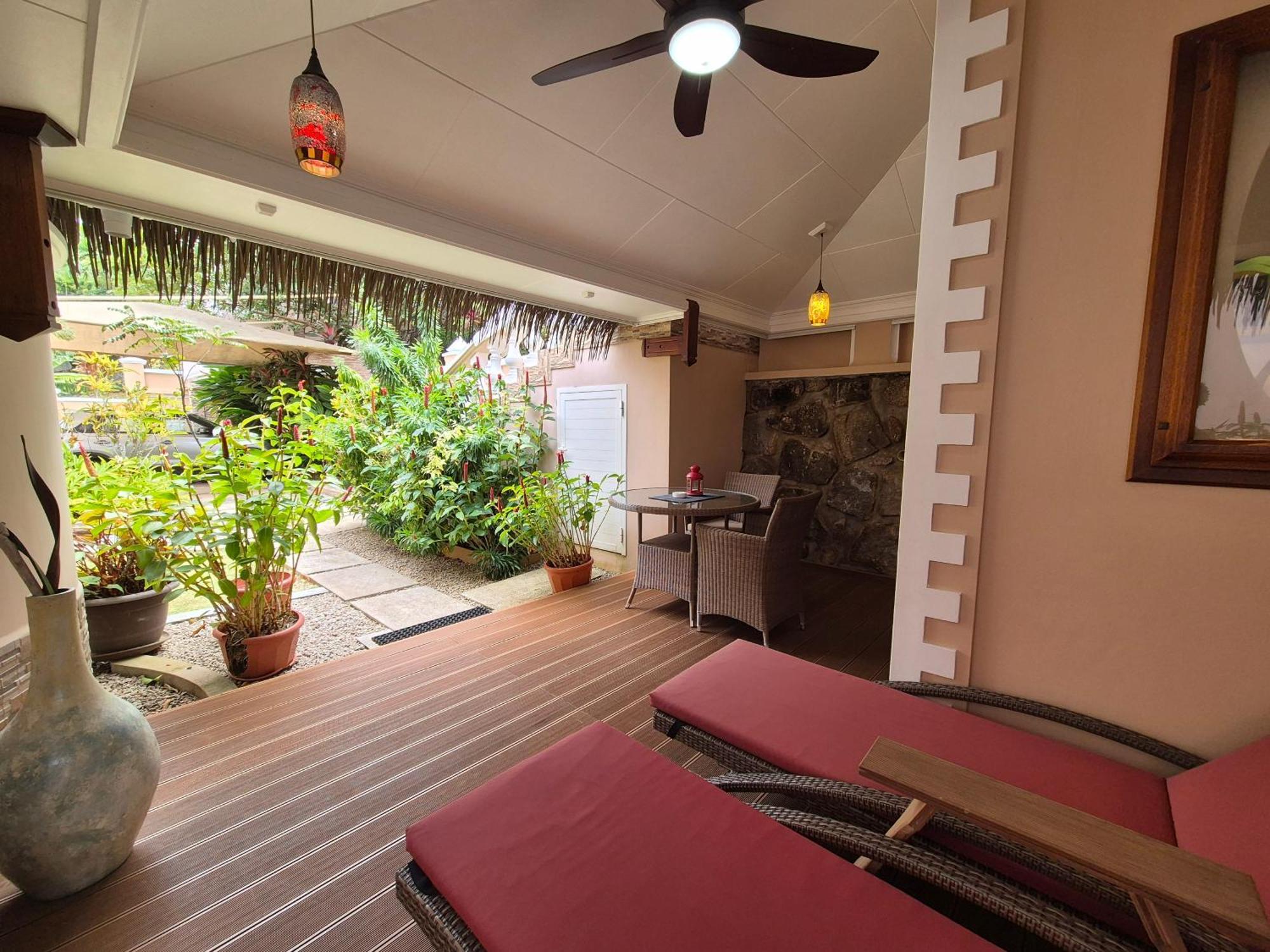 Au Fond De Mer View Anse Royale Exterior foto